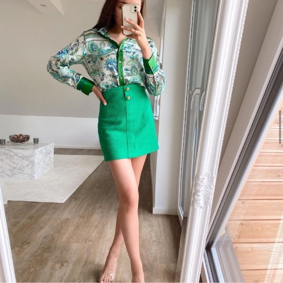 NWT ZARA Textured Fitted Skirt Apple Green S - Picture 2 of 8